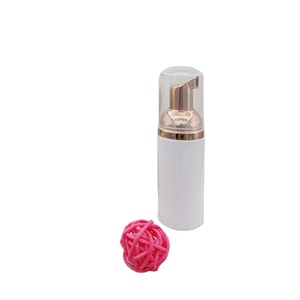 Échantillon GRATUIT – Flacon pompe à mousse nettoyante en PET de 1 oz (50 ml), 2 oz (70 ml), 80 ml, 100 ml avec pompe à mousse plaquée or rose - Product Image 5