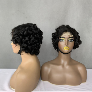 Nouvelle Collection Perruque Lace 4x4 Courte Bouclée 8 Pouces Cheveux Vierges Effet Rebond Complet Légère et Confortable au Quotidien - Product Image 2