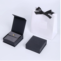 Boîte cadeau magnétique de luxe, personnalisée pour les entreprises, imprimée, pliable, au toucher doux, mate, recyclable, boîte rigide à fermeture magnétique de 1200 g