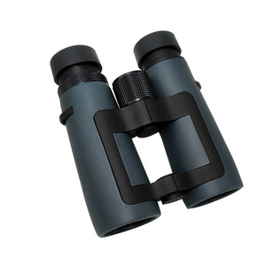 Jumelles Secozoom 8x42 ED étanches pour l'exploration en plein air - Product Image 1