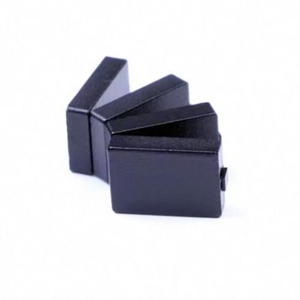 Étiquettes RFID en céramique durables, résistantes aux hautes températures et imperméables, mini-étiquettes pour applications d'accès et de paiement dans l'hôtellerie et l'automobile - Product Image 1