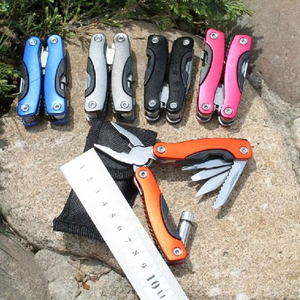 Tất cả trong một thép không gỉ <span class=keywords><strong>mini</strong></span> đa chức năng công cụ dây cắt xách tay Pocket đa công cụ plier Đèn pin răng cưa hàm Metric - Product Image 5