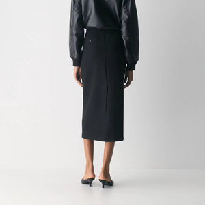 Vestido largo sencillo negro tejido con bolsillos, un vestido informal y de alta calidad para mujer. - Product Image 2