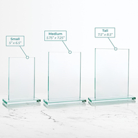 Usine de Pujiang vente cube clair cristal verre trophée plaques personnalisé laser gravé logo verre prix trophées pour cadeau d'affaires
