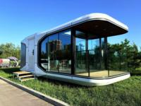 Maison conteneur modulaire de 20 pieds en panneaux sandwich, design de villa moderne, hôtel capsule spatiale, éclairage d'ambiance LED, système de commande vocale