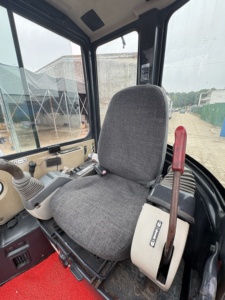 Excavatrice d'occasion Hitachi ZX55 5,5 tonnes, pelle sur chenilles d'occasion en bon état, machine Hitachi pour l'agriculture avec CE EPA - Product Image 6