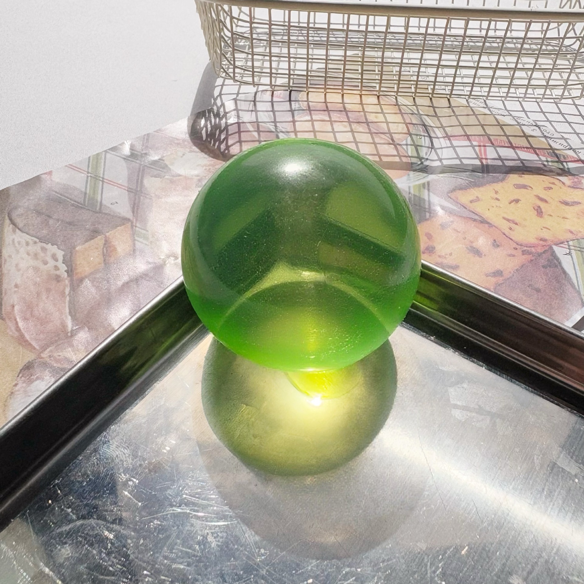 Palla verde fatta a mano da 5 cm [stile zucchero di malto]