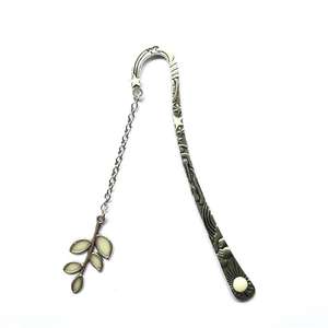 Marcapáginas de <span class=keywords><strong>Metal</strong></span> que brillan en la oscuridad, coronas Vintage, marcapáginas de hojas fluorescentes brillantes, marcapáginas de regalo culturales y creativos - Product Image 1