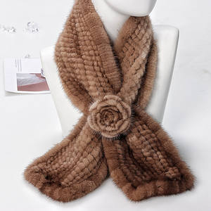 YR055 silenciador de gama alta para mujer con flor de Camelia bufanda de piel de visón auténtica tejida a mano elegante para mujer - Product Image 2
