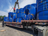 Micro-conduite en PEHD à 2 voies, enterrée directement, résistante aux UV, pour projets de câbles télécoms à fibre optique en extérieur sur autoroute