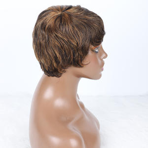 Perruque courte de couleur Ombre sans dentelle faite Machine à un prix bas, <span class=keywords><strong>cheveux</strong></span> de Temple indiens crus 100% <span class=keywords><strong>cheveux</strong></span> humains pour femmes noires - Product Image 2