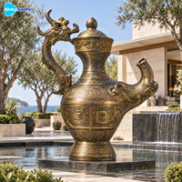 Vase rituel historique en bronze, sculpture en laiton et cuivre à patine vieillie, art décoratif personnalisé pour Plaza, hôtel, cour et jardin
