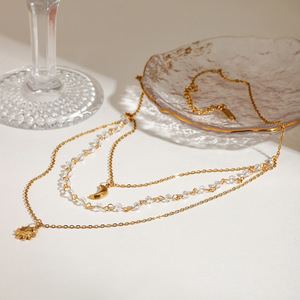 Collier superposé doré avec breloques étoile et lune, perles de cristal, bijoux multi-brins, cadeau pour femme - Product Image 2