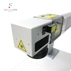Portable De Bureau 3D Autofocus Mopa Jpt M7 30w 50w 60w 80w 100w Machine De Marquage Laser À Fibre Pour <span class=keywords><strong>Téléphone</strong></span> Cas Pigeon Anneau Marquage - Product Image 3