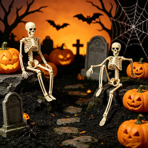 Decorazione Halloween Scheletro Articolato da Appendere, Teschio Intero in Plastica da 40 cm, Accessori per Casa Stregata e Cimitero - Product Image 4