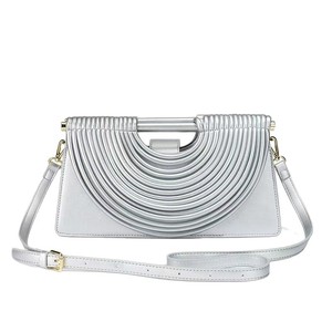 Cross-Biên Giới 2025 Mới Phong Cách Thời Trang Crossbody Vai Túi Dệt Tay Mở Không Thấm Nước Hình Thang Thiết Kế Polyester Phụ Nữ Của Túi - Product Image 5