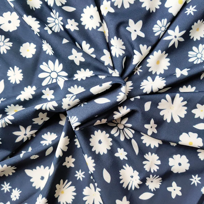 Vải Đào Siêu Nhỏ Thời Trang Mới Quần Áo Tái Chế 100% Polyester In Hình Hoạt Hình Cho Quần Áo