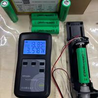 Vente en gros de batteries lithium-ion rechargeables 18650 3,6 V 2500 mAh 25P pour bâtons de randonnée électriques