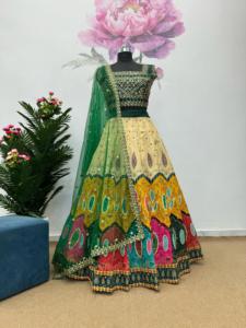 พรีเมี่ยมคุณภาพใหม่ออกแบบพรรคสวมใส่ดูชุดผ้าไหม Taffeta หนักด้วยลําดับเย็บปักถักร้อยหนักทํางานด้วยแขนยาว - Product Image 5