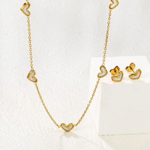 Ensemble de bijoux 3 pièces en forme de cœur, fleur et coquillage avec zircon, étanche, en acier inoxydable plaqué or 18 carats, comprenant boucles d'oreilles et collier pour femme - Product Image 3