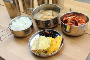 Juego de 2 Tazas Plegables de Acero Inoxidable de 500ml y 700ml para Picnic, Camping, Senderismo, Viajes, Comida al Aire Libre - Product Image 4