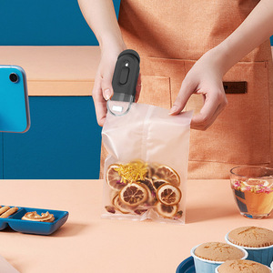 Máquina Selladora de Alimentos Portátil Mini 2 en 1, Herramienta de Sellado y <span class=keywords><strong>Corte</strong></span> por Calor para Bolsas de Plástico para Refrigerios, Conservación de Frescura - Product Image 2