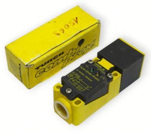Sensor de Proximidad Industrial de Metal Turck BC20 - <span class=keywords><strong>CP40</strong></span> - <span class=keywords><strong>FZ3X2</strong></span> <span class=keywords><strong>NI20</strong></span>-<span class=keywords><strong>CP40</strong></span>-VP4X2 - Detección de Metal/Salida de Interruptor 20mm - Product Image 3