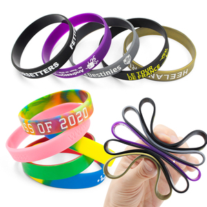 Pulseras Promocionales de Silicona Personalizadas, Económicas, de Lujo, con Nombre y Logotipo Impresos a Color y Grabado en Relieve - Product Image 3
