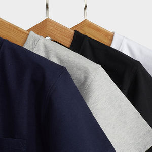 เสื้อยืดผ้าฝ้าย300gsm สำหรับผู้ชายและผู้หญิงเสื้อยืดผู้ชายแบบลำลองแขนสั้นมีกระเป๋าสั่งทำโลโก้ได้ - Product Image 3