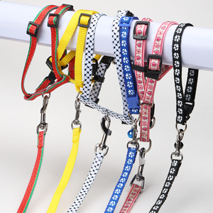 Set <span class=keywords><strong>Harnesses</strong></span> Anjing Eom yang Dipersonalisasi, Sesuaikan Logo, Tali Anjing Mewah dari Polyester Nylon Panjang dengan Logo Kustom - Product Image 1