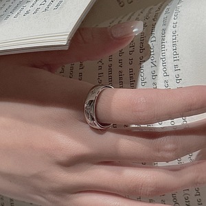 Bague en argent pur S925, étoile à six branches, style vintage simple et tendance, avec un design de niche et une ouverture en forme d'étoile - Product Image 3