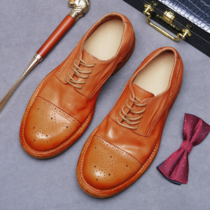 Chaussures en cuir formelles pour hommes à bout large, semelle Goodyear britannique embossée faite à la main, chaussures haut de gamme pour hommes - Product Image 2