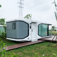 Capsule de vie de luxe en conteneur |   Solution hôtelière moderne et élégante avec chambre et salon en structure acier