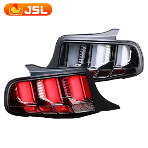 Pour <span class=keywords><strong>Ford</strong></span> <span class=keywords><strong>Mustang</strong></span> 2010-2014 États-Unis usine feu arrière tous les feux arrière LED séquence clignotant lampe feux arrière composants - Product Image 1