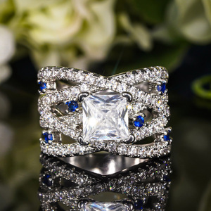 Anello Quadrato con Gemma Blu per Donne, Gioiello da Dito di Lusso alla Moda - Product Image 1