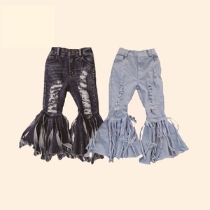 Pantalones de Mezclilla de Alta Calidad para Niñas, Pantalones Acampanados con Borlas y Agujeros, Estilo Boutique - Product Image 1