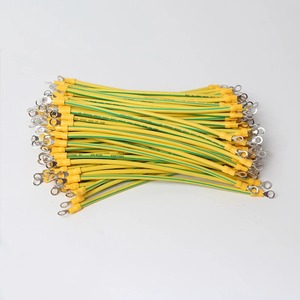 Câble de mise à la terre flexible en cuivre bicolore jaune-vert 4/6 mm pour panneaux photovoltaïques - Product Image 1