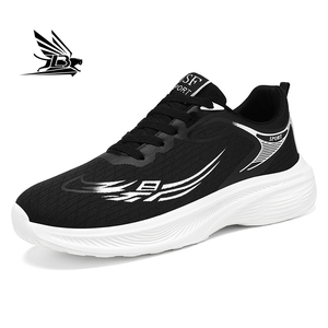 A basso prezzo alla moda Outdoor Casual Walking <span class=keywords><strong>scarpe</strong></span> da uomo leggero in maglia traspirante <span class=keywords><strong>scarpe</strong></span> da donna sportive su <span class=keywords><strong>scarpe</strong></span> da corsa uomo - Product Image 3