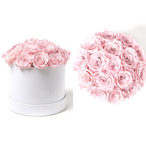 Regalo del Día de San Valentín Larga duración Estabilizado Eterno para siempre Encantado Inmortal Rosa en caja Flor preservada - Product Image 2