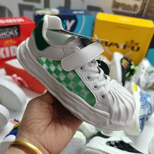 Nouvelles baskets pour enfants 2026, pas chères, respirantes, chaussures de sport décontractées pour garçons et filles, designs variés, Fujian Chine, toutes marques - Product Image 4
