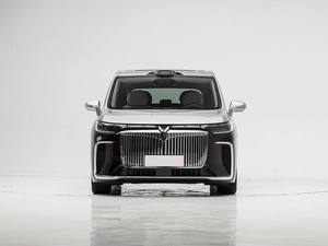 Voyah Dreamer 2025 PHEV 4WD Edizione Premium Qiankun, MPV 5 Porte 7 Posti, Plug-in, Autonomia NEDC 700km, 405kW - Product Image 2