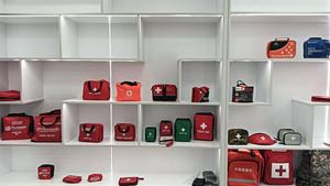 Botiquín médico de primeros auxilios de emergencia a prueba de agua, suministros profesionales de primeros auxilios, botiquín de primeros auxilios de bolsillo - Product Image 6