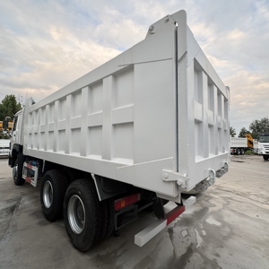 Gebrauchter Sinotruk HOWO NX 6*4 Muldenkipper 375PS Tiefenreinigter Zustand Günstiger Preis für Kunden aus dem Nahen Osten - Product Image 3