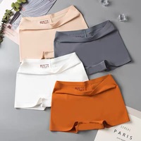 Gran oferta, bragas cortas sin costuras, ropa interior para mujer, ropa interior de seda helada para mujer, bragas sin costuras de cintura media para mujer