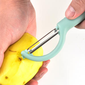 Éplucheur multifonctionnel pour fruits et légumes en acier inoxydable, forme en P, ensemble de 6 pièces pour usage en cuisine - Product Image 3