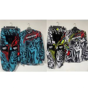 Produzione Personalizzata di Maglie da Motocross, Completi da Gara e Abbigliamento Ciclistico per Moto - Product Image 1
