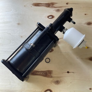 MAXTRUCK Prix d'usine Pièces de <span class=keywords><strong>camion</strong></span> Valve de frein OEM 4320-3510010 43203510010 55573510010 Maître-cylindre d'embrayage pour <span class=keywords><strong>camion</strong></span> <span class=keywords><strong>Ural</strong></span> - Product Image 1