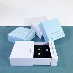 Boîte à bijoux magnétique élégante lavande avec porte-cartes, cadeau tendance pour femme, étui de rangement de voyage - Product Image 4