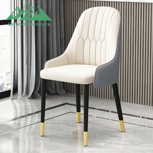 <span class=keywords><strong>เก้าอี้</strong></span>จัดเลี้ยงแบบจีนใหม่ของ Wayon Commercial พร้อมที่จับสีทอง พนักพิงแบบ Landscape เหมาะสำหรับโรงแรม ห้องจัดงาน และเฟอร์นิเจอร์ - Product Image 2