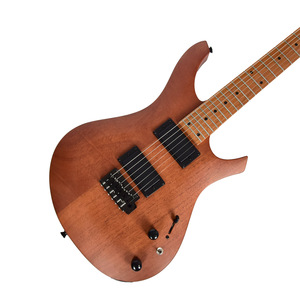 Guitarra eléctrica transfronteriza Alnico5 pequeña con doble vibrato, guitarra eléctrica de rock para hombres y mujeres con núcleo de flor de durazno completo - Product Image 2